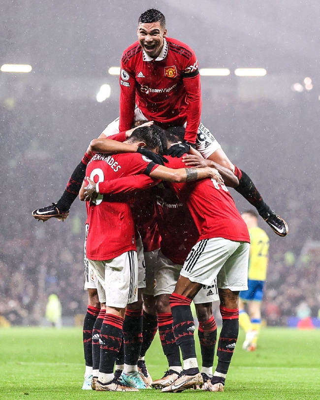 拥有众多的 拥有众多的